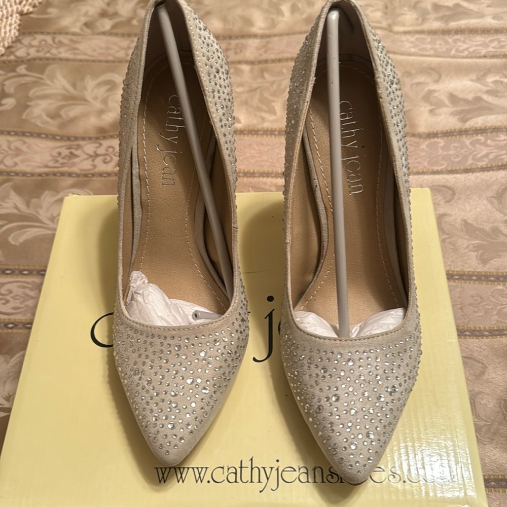 Brand new rhinestone studded high heels size 7